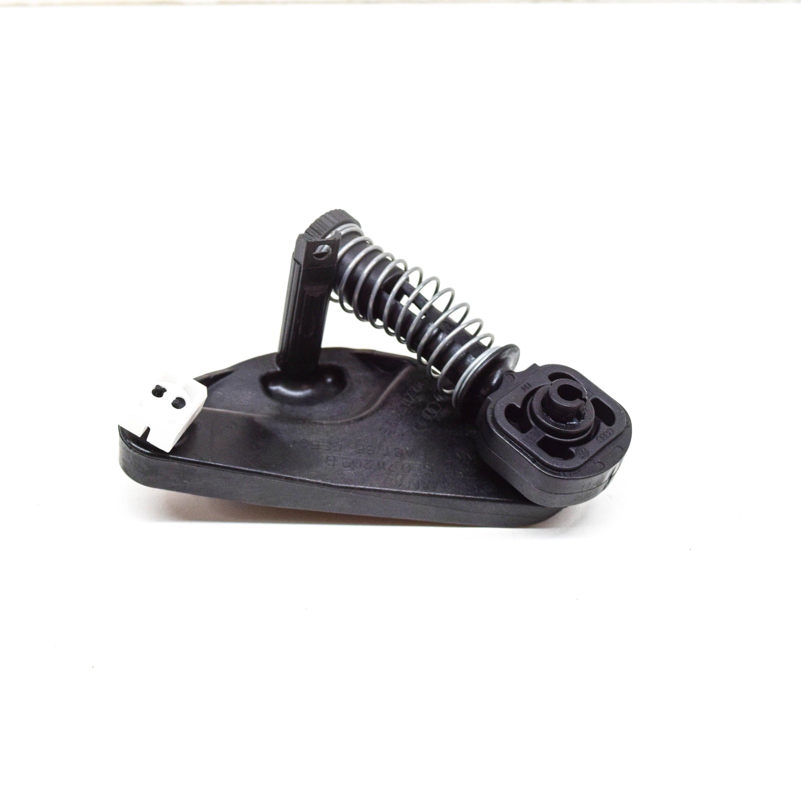 NEW AUDI A3 8V RELAY LEVER 5Q0711202B ORIGINAL