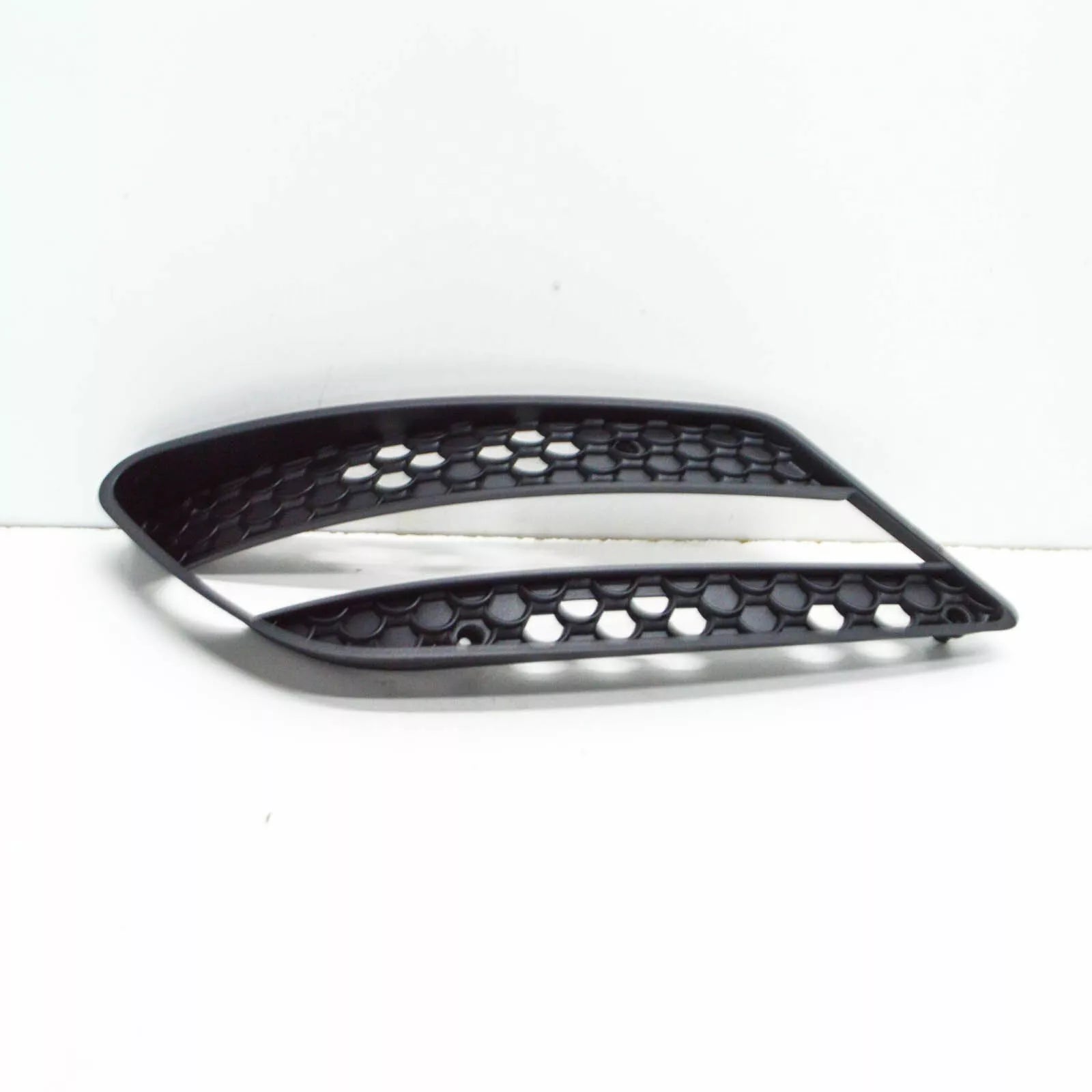 NEW MERCEDES-BENZ C W204 FRONT BUMPER LEFT GRILLE A2048850053