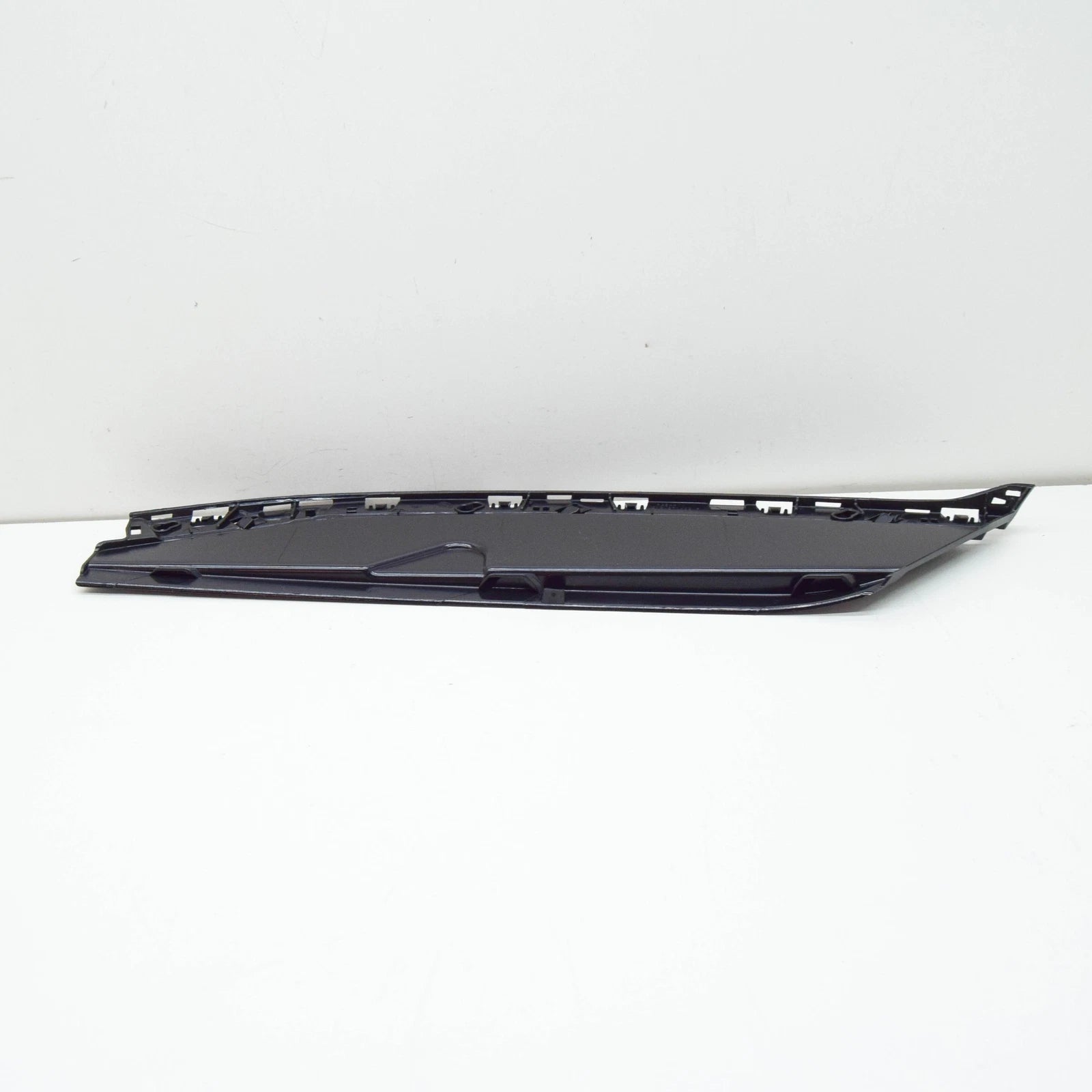 NEW VW TOUAREG CR RIGHT UPPER HEADLIGHT TRIM REPAIR SET 761998120 ORIGINAL