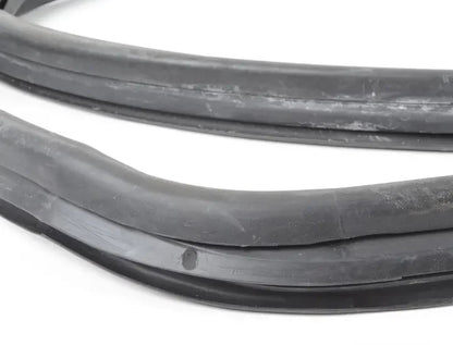 NEW MERCEDES-BENZ SALOON W123 REAR WINDOW SEALING FRAME A1236700539