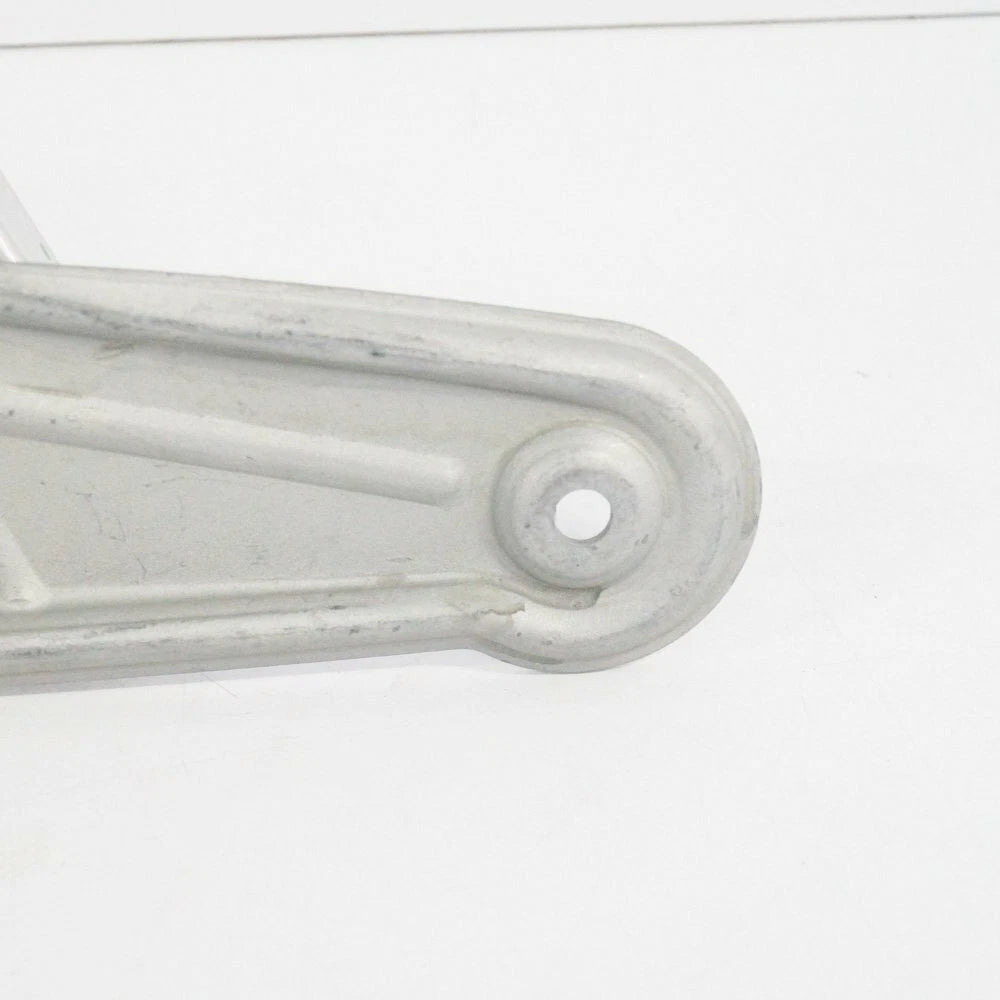 NEW BMW 4 F32 EXHAUST SYSTEM CENTER BRACKET 440I 18208631947 8631947