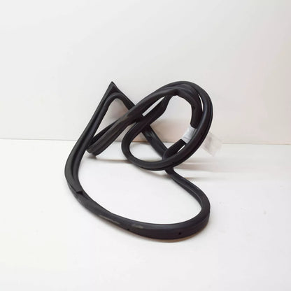 NEW MERCEDES-BENZ E-CLASS W211 FRONT LEFT DOOR SEAL A2117200178 ORIGINAL