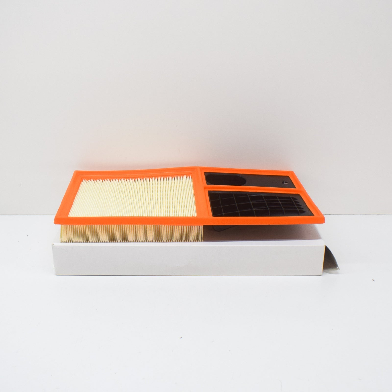 NEW VOLKSWAGEN GOLF MK6 AIR FILTER 036129620H ORIGINAL