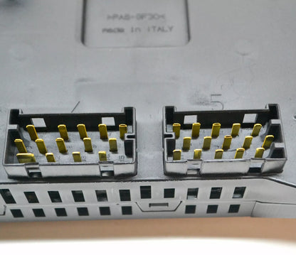 NEW MERCEDES-BENZ SPRINTER W905 FUSE BOX A9015400150