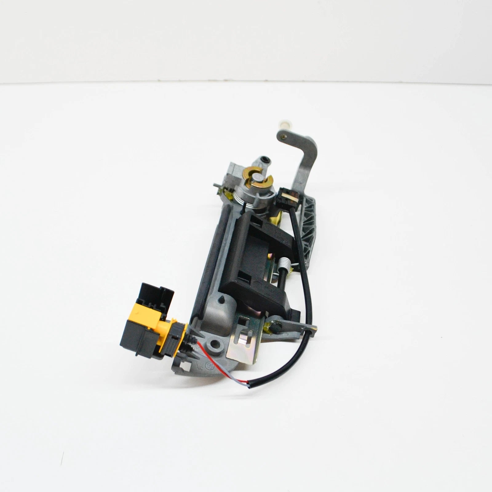 NEW BMW Z3 COUPE E36 FRONT LEFT DOOR EXTERIOR HANDLE 51218401623 8401623