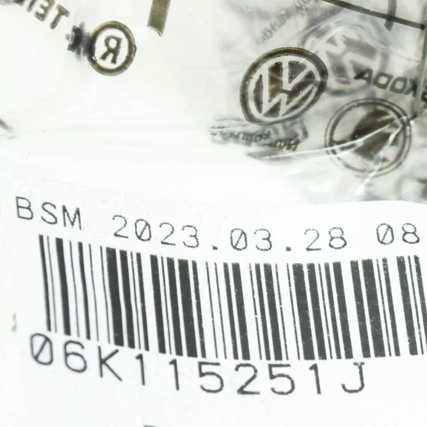 NEW AUDI A3 8V 2.0 TDI OIL PICK UP TUBE 06K115251J ORIGINAL