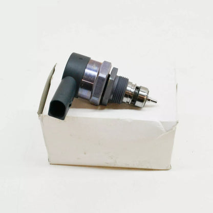 NEW AUDI Q7 4L FUEL RAIL PRESSURE RELIEF VALVE 057130764F ORIGINAL