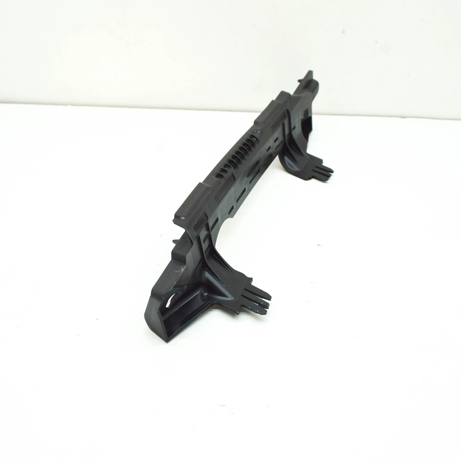 NEW BMW 6 G32 FRONT LEFT HEADLIGHT BRACKET 7461889 63117461889 ORIGINAL