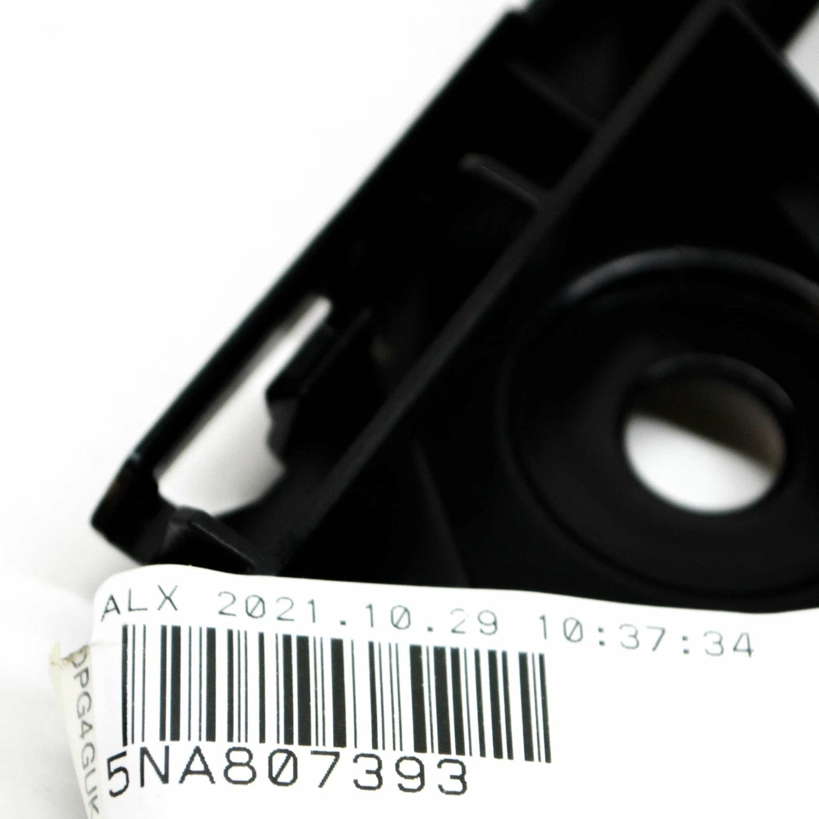 NEW VOLKSWAGEN TIGUAN AD MK2 REAR LEFT BUMPER BRACKET HOLDER 5NA807393