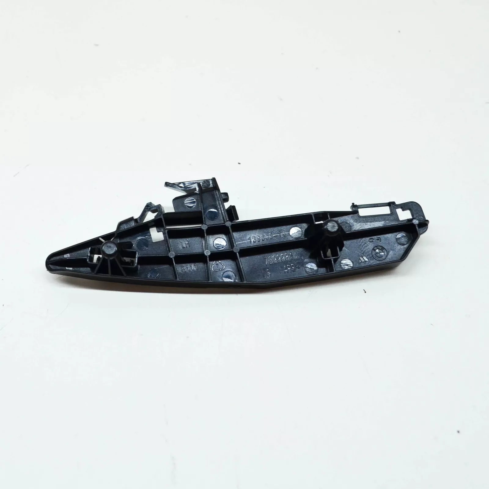 NEW BMW X3 G01 FRONT LEFT BUMPER BRACKET UPPER 51117399981 ORIGINAL