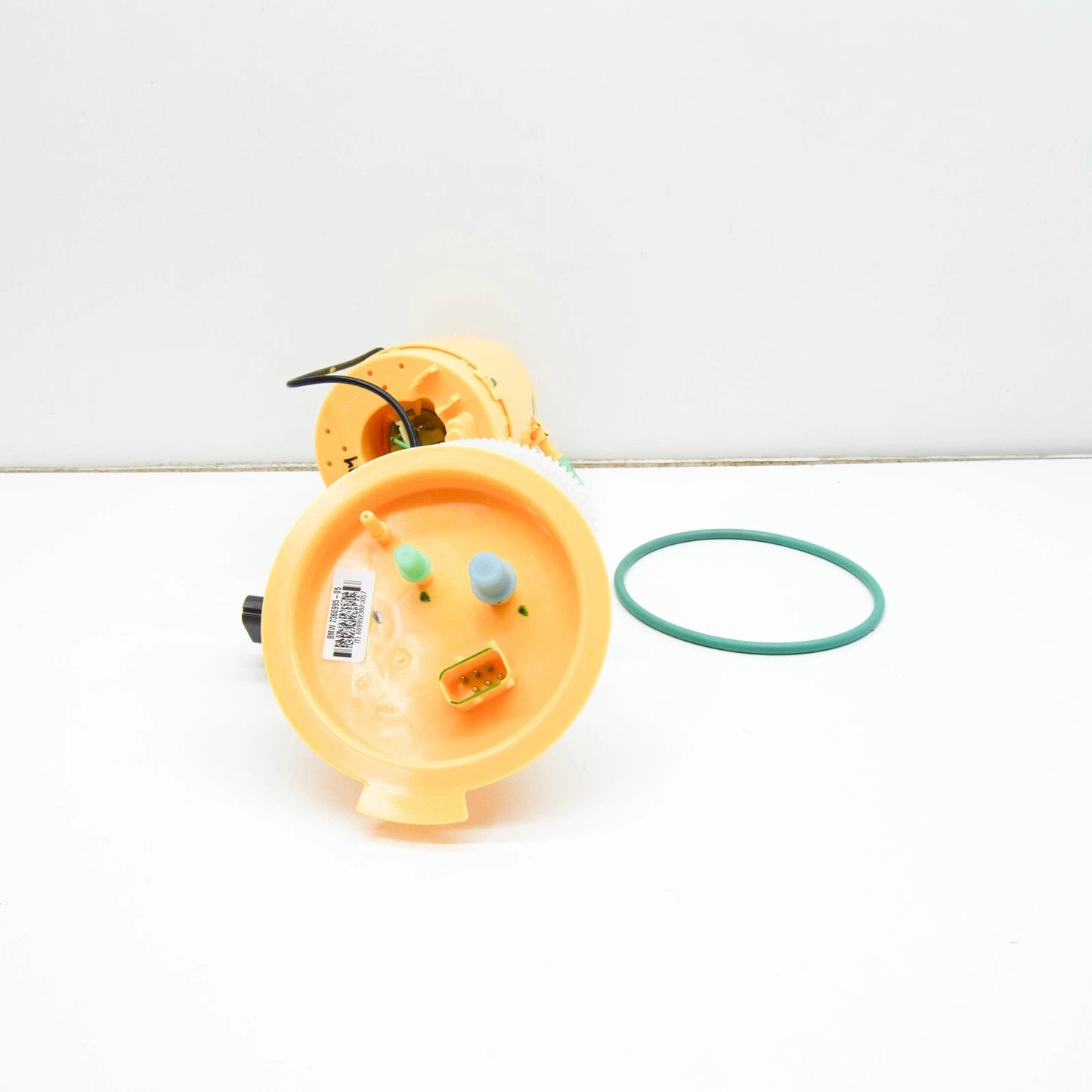 NEW BMW X3 F25 RIGHT TANK FUEL PUMP 16117360995 7360995 ORIGINAL