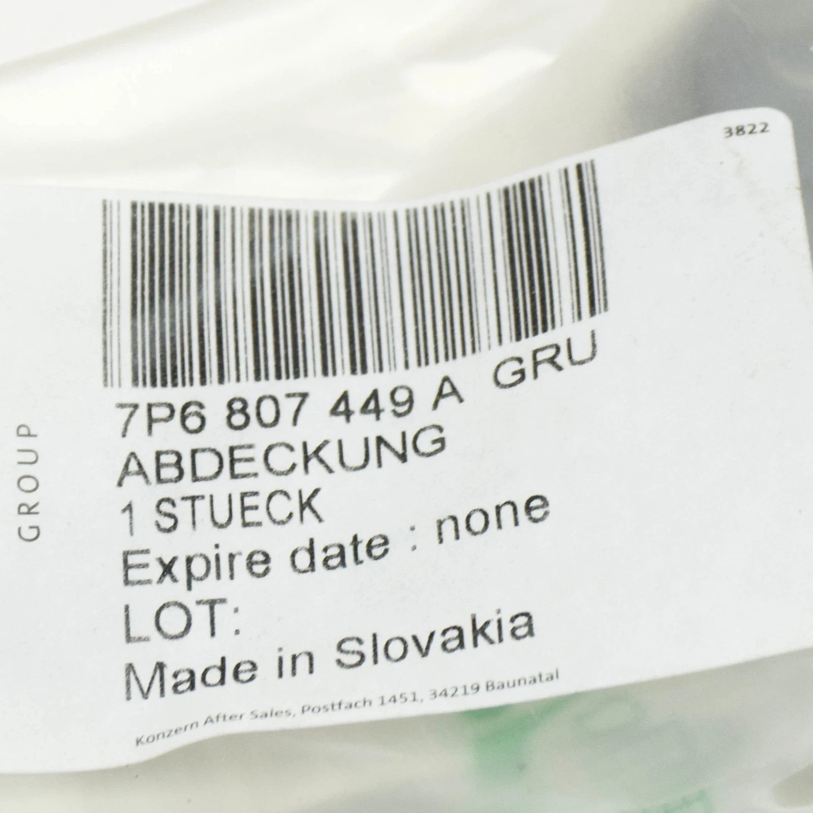 NEW VW TOUAREG 7P LEFT REAR TOW HOOK COVER 7P6807449AGRU ORIGINAL