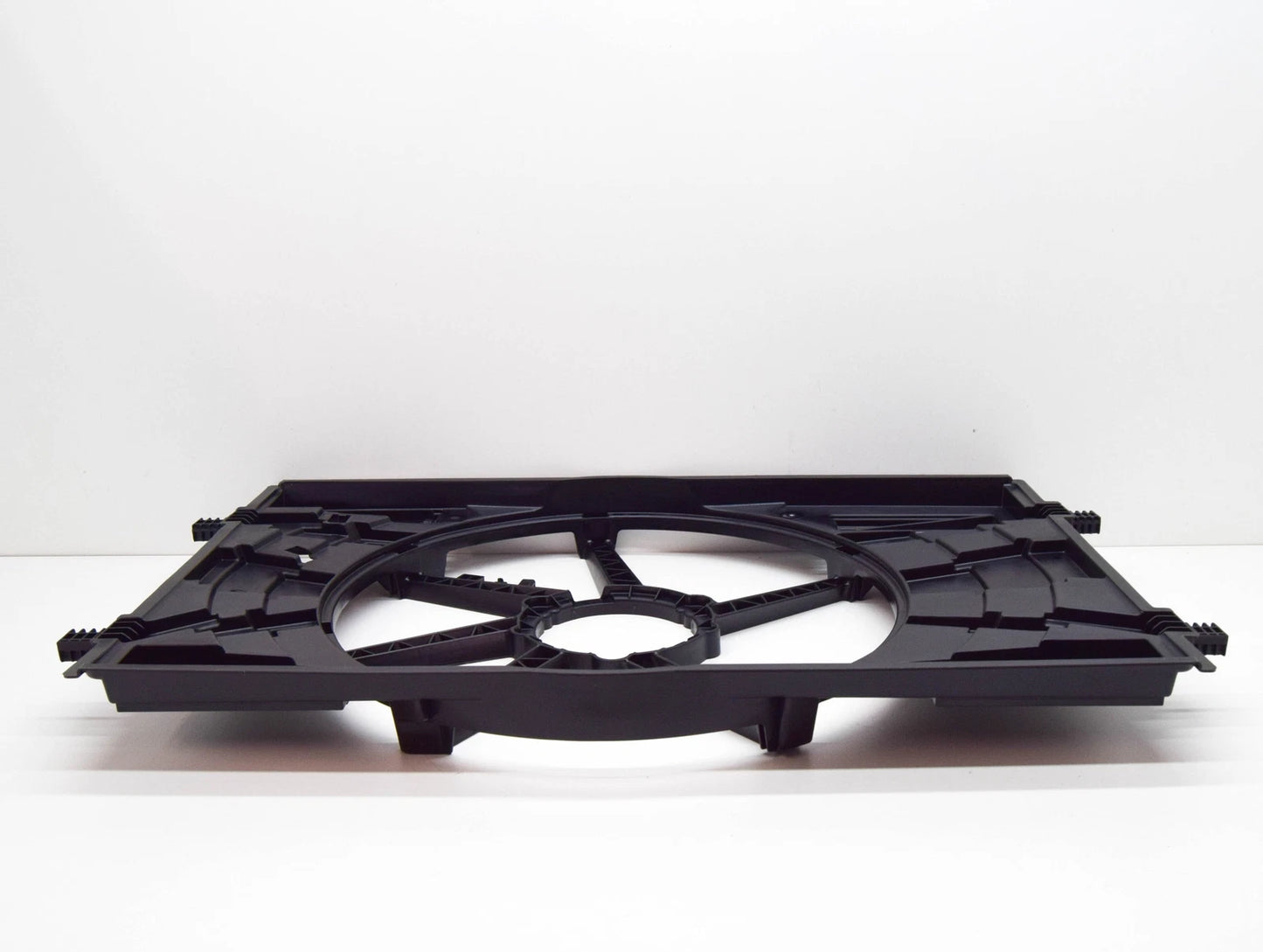 NEW AUDI Q2 GA ENGINE RADIATOR FAN SHROUD 5Q0121205BB ORIGINAL