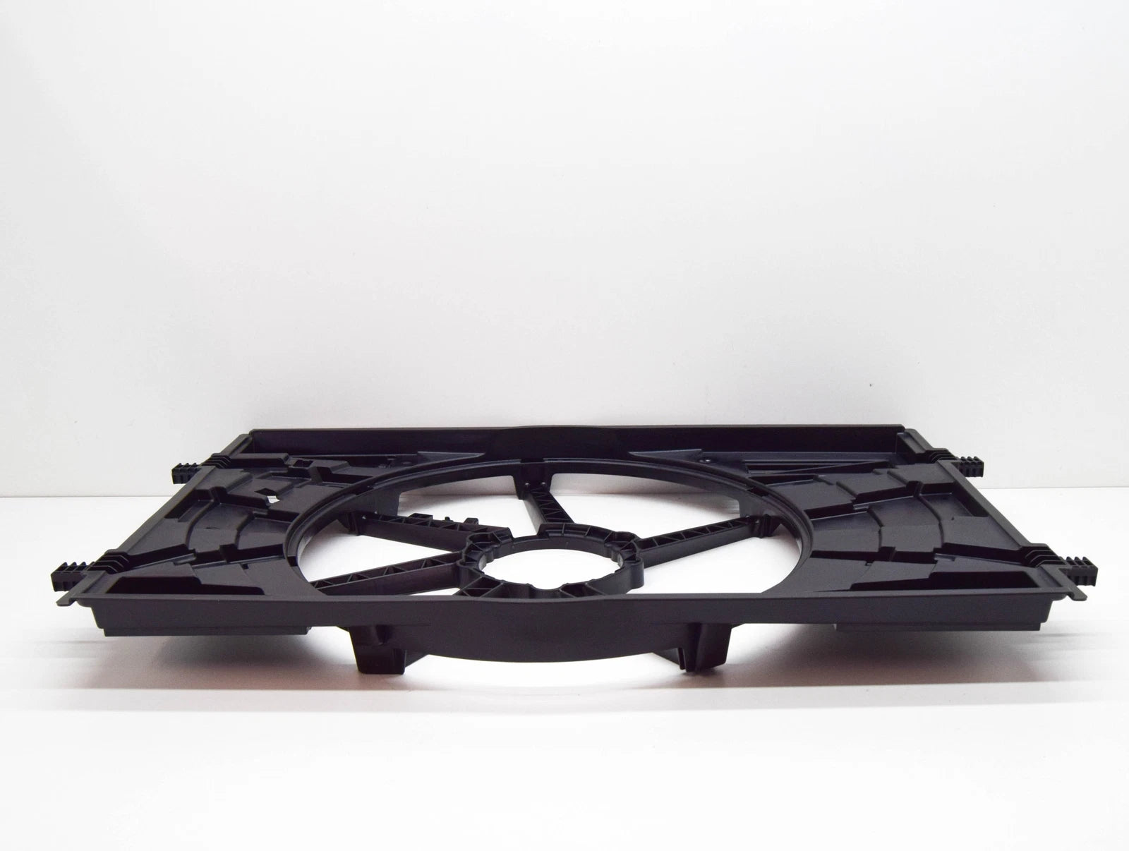 NEW AUDI Q2 GA ENGINE RADIATOR FAN SHROUD 5Q0121205BB ORIGINAL