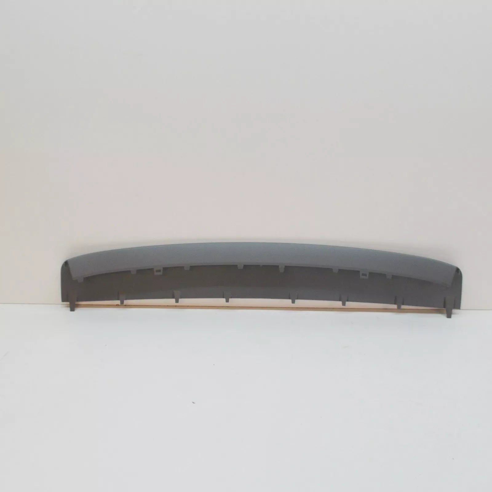 NEW BMW X1 F48 FRONT BUMPER LOWER GRILLE TRIM 51117425977 7425977 2015 ORIGINAL