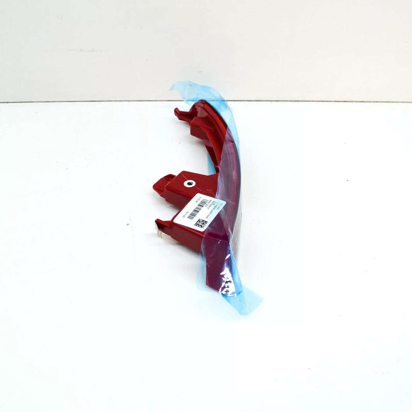 NEW BMW X5 G05 M REAR RIGHT BUMPER REFLECTOR 63148091926 ORIGINAL