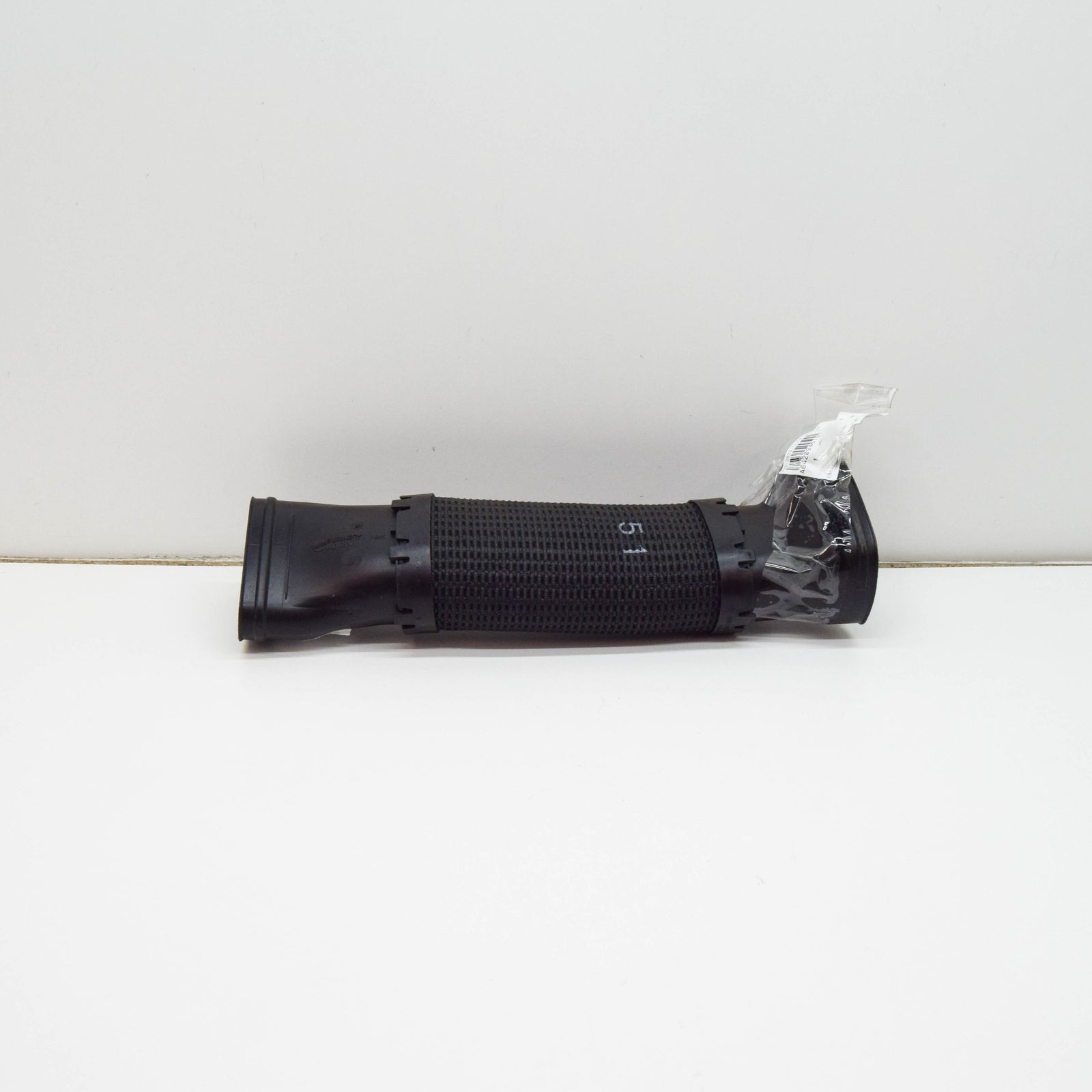 NEW MERCEDES-BENZ S-CLASS W221 AIR INTAKE PIPE HOSE A6420945197 ORIGINAL