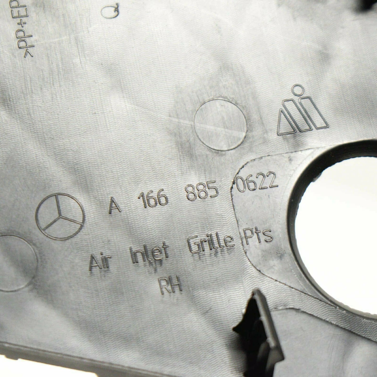 NEW MERCEDES-BENZ M-CLASS W166 FRONT BUMPER RIGHT GRILL COVER A1668850622