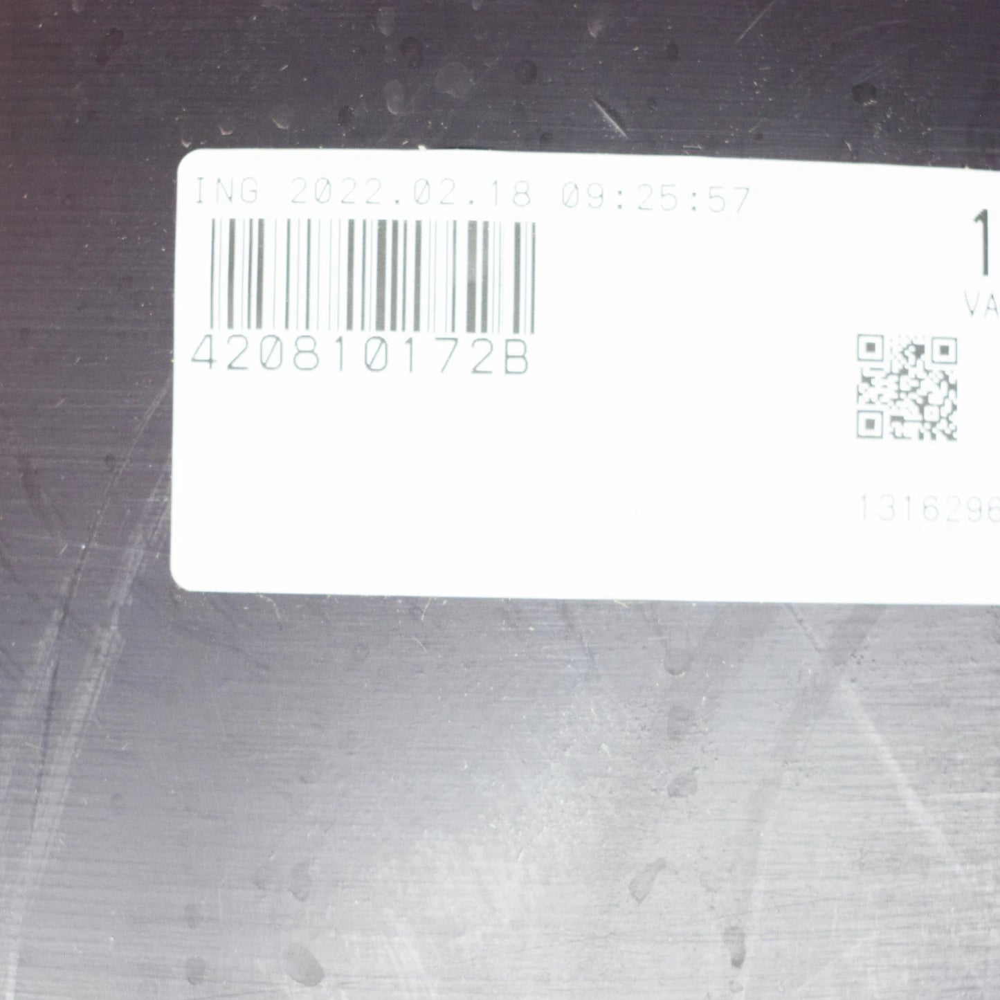 NEW AUDI R8 SPYDER 42 REAR RIGHT INNER FENDER LINER 420810172B ORIGINAL