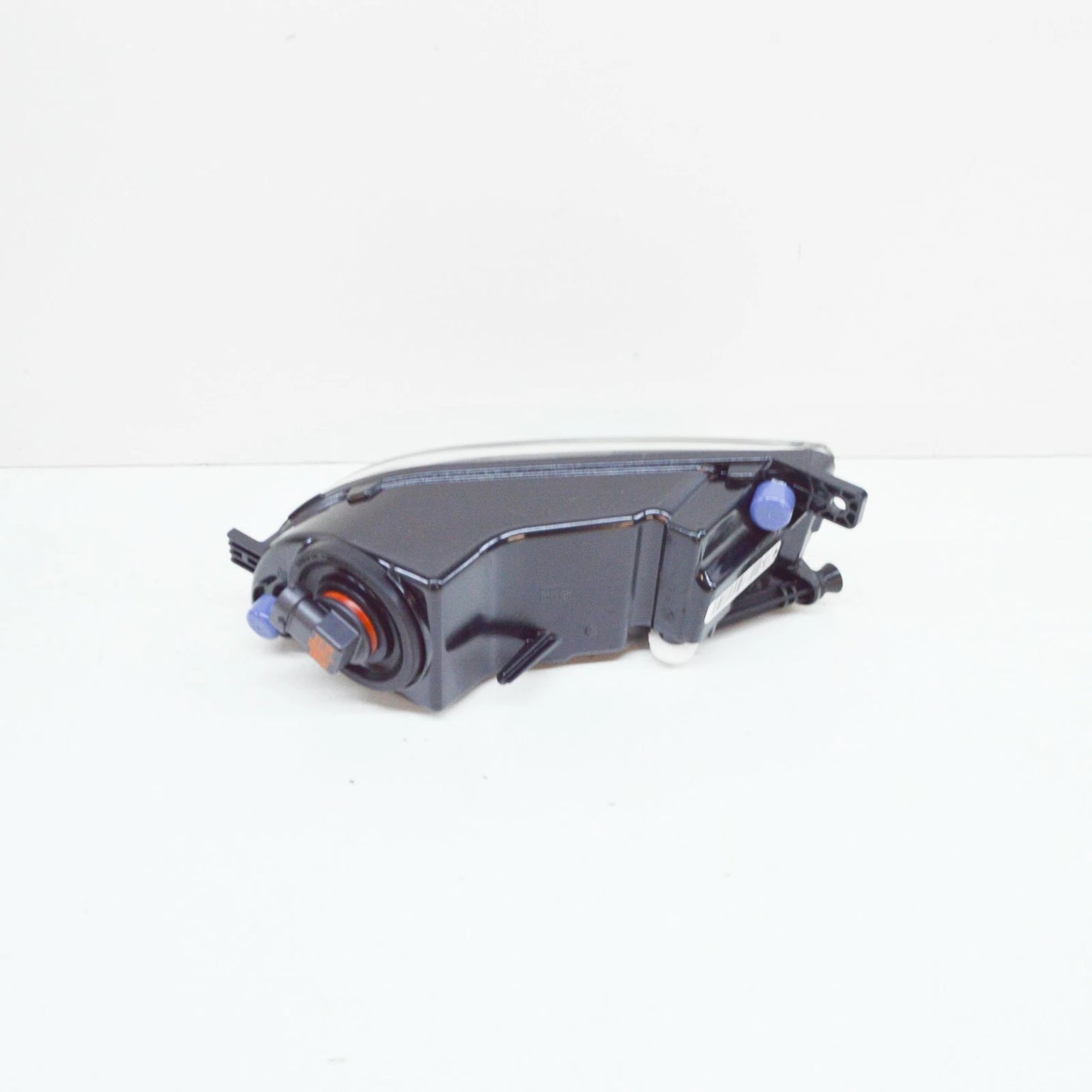 NEW VOLKSWAGEN BEETLE A5 FRONT RIGHT FOG LIGHT 5C5941700C