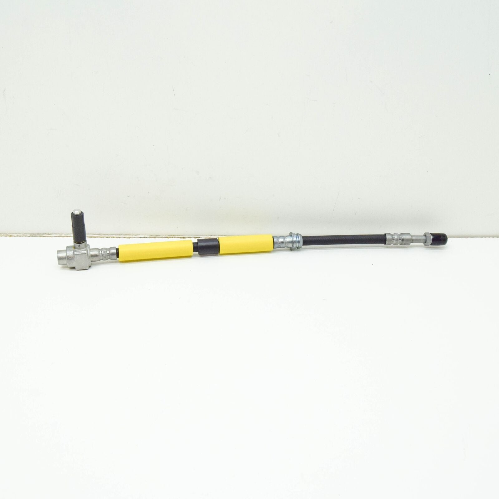 NEW AUDI RS4 B9 FRONT LEFT HOSE PIPE 8W0616711 ORIGINAL