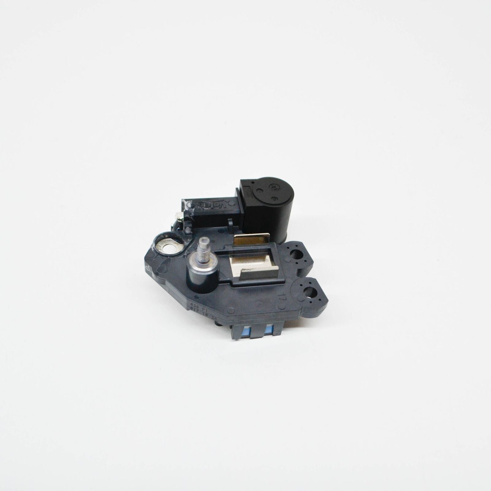 NEW MERCEDES-BENZ E C238 ALTERNATOR REGULATOR SWITCH A6511540100 ORIGINAL