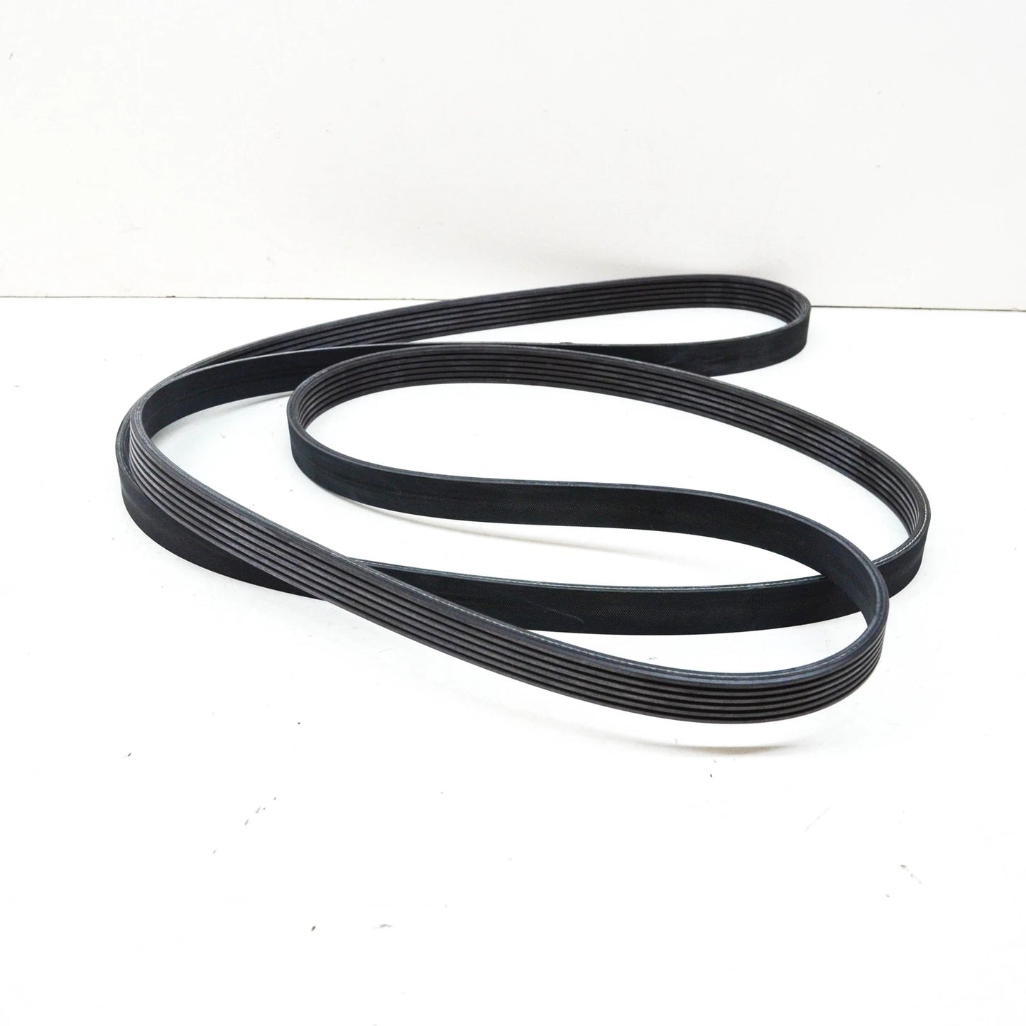 NEW VOLKSWAGEN AMAROK AUXILIARY ALTERNATOR V-RIBBED BELT 059903137CC