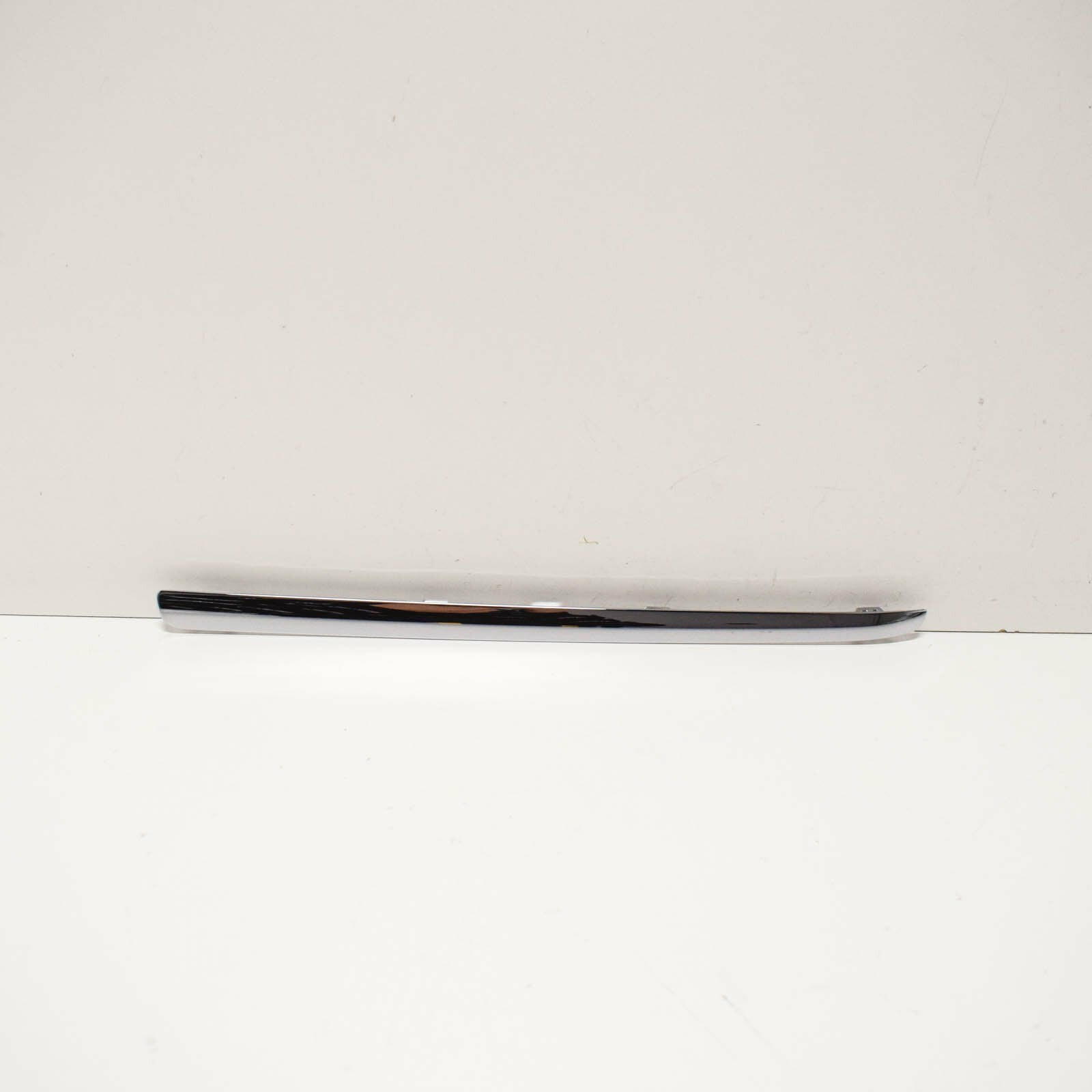 NEW MB GLA X156 RADIATOR GRILLE SHELL LEFT TOP TRIM A1568850921 ORIGINAL