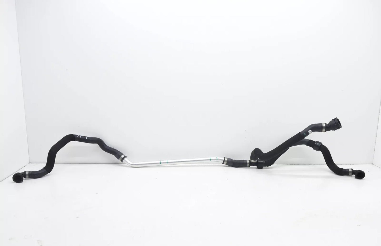 NEW BMW M5 F90 EXTERNAL RADIATOR COOLANT HOSE 17128747916 8747916 ORIGINAL