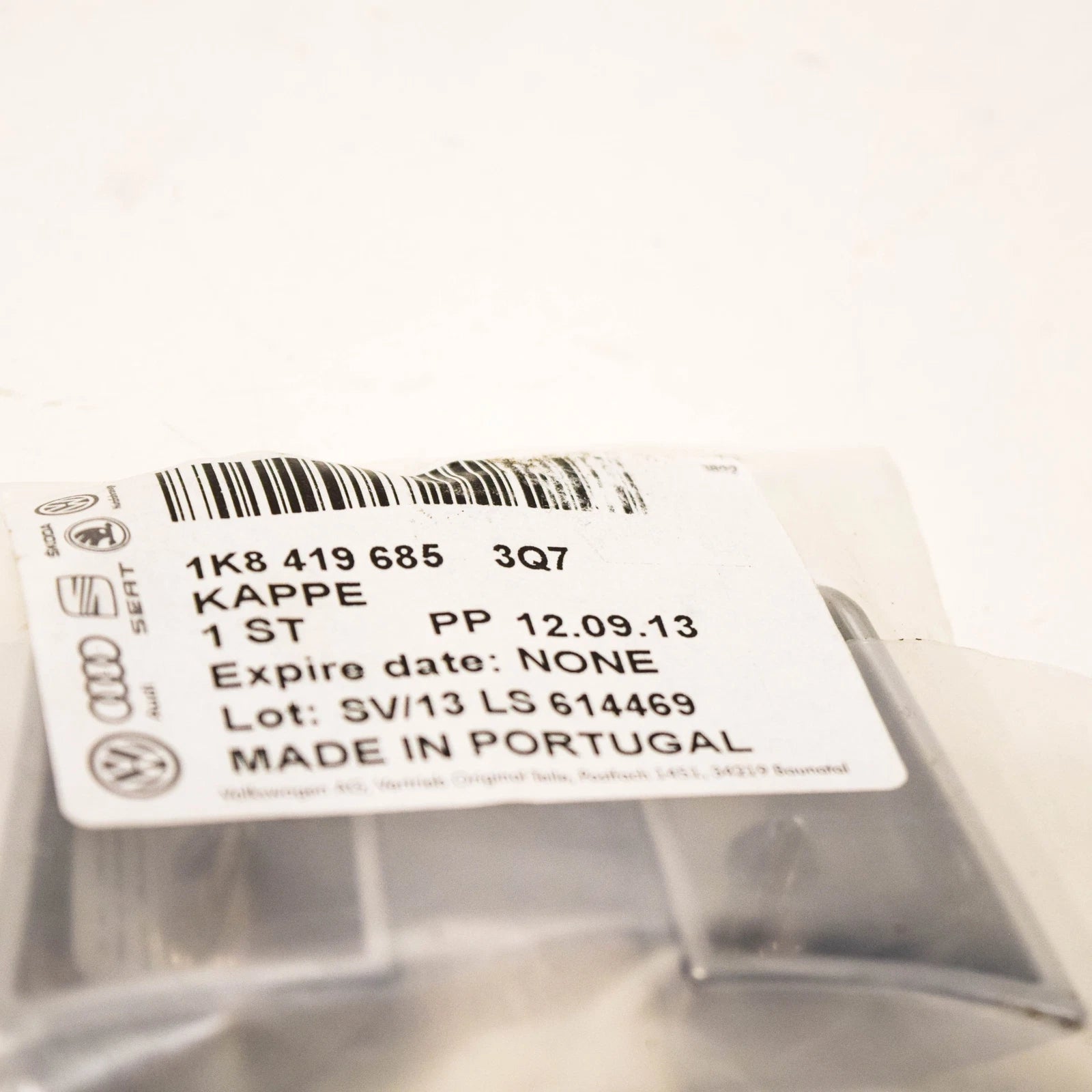 NEW VW TIGUAN STEERING WHEEL COVER CAP 1K84196853Q7