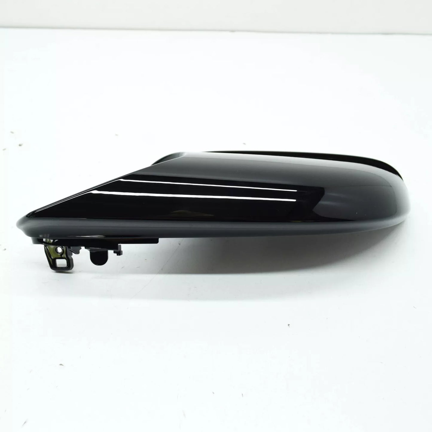 NEW BMW 2 F45 FRONT RIGHT WING MIRROR LOWER COVER 51167391900 7391900 ORIGINAL