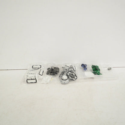 NEW AUDI A4 8W FIX SET 8W6898909