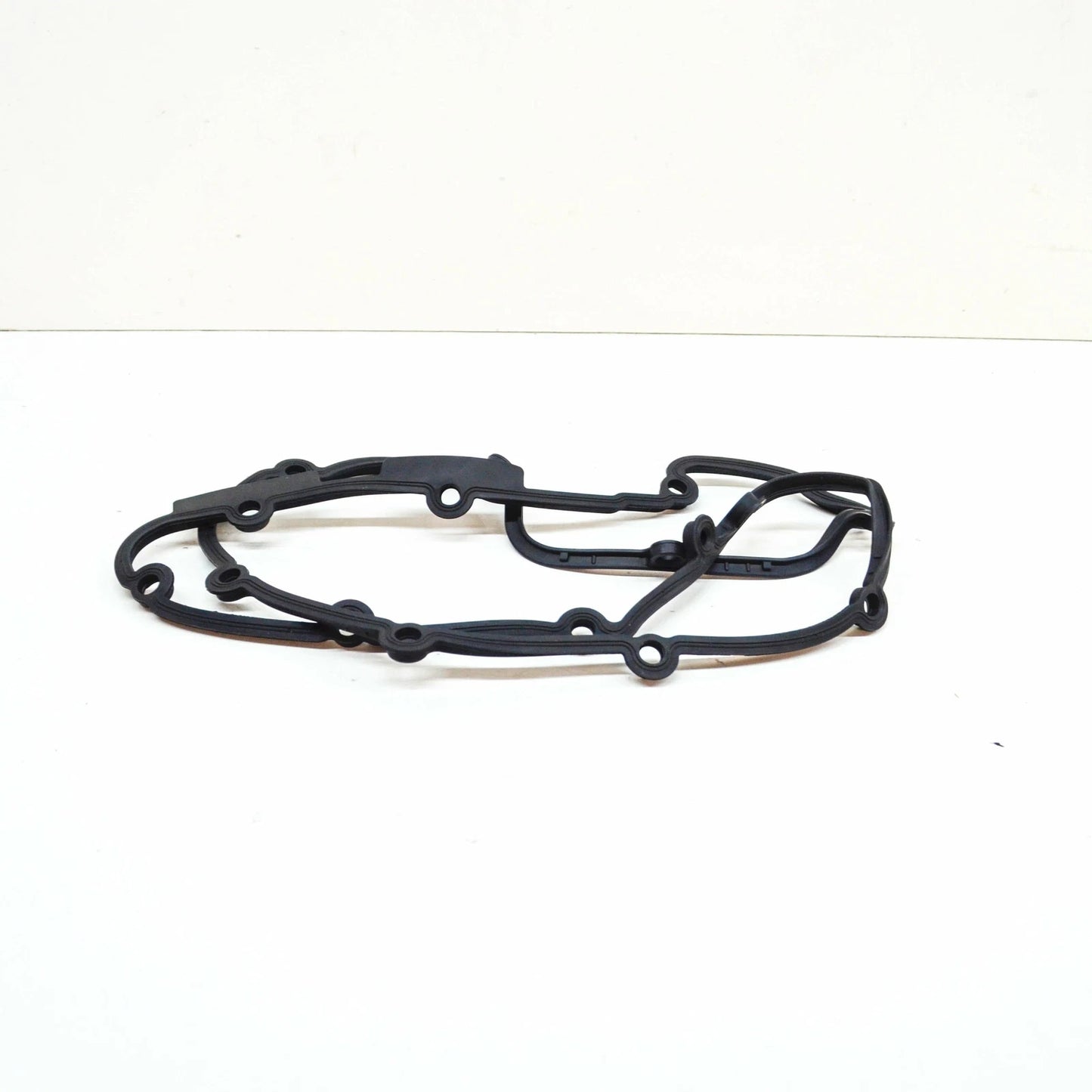 NEW BMW M5 E60 CYLINDER HEAD PROFILE GASKET 11127834111 ORIGINAL
