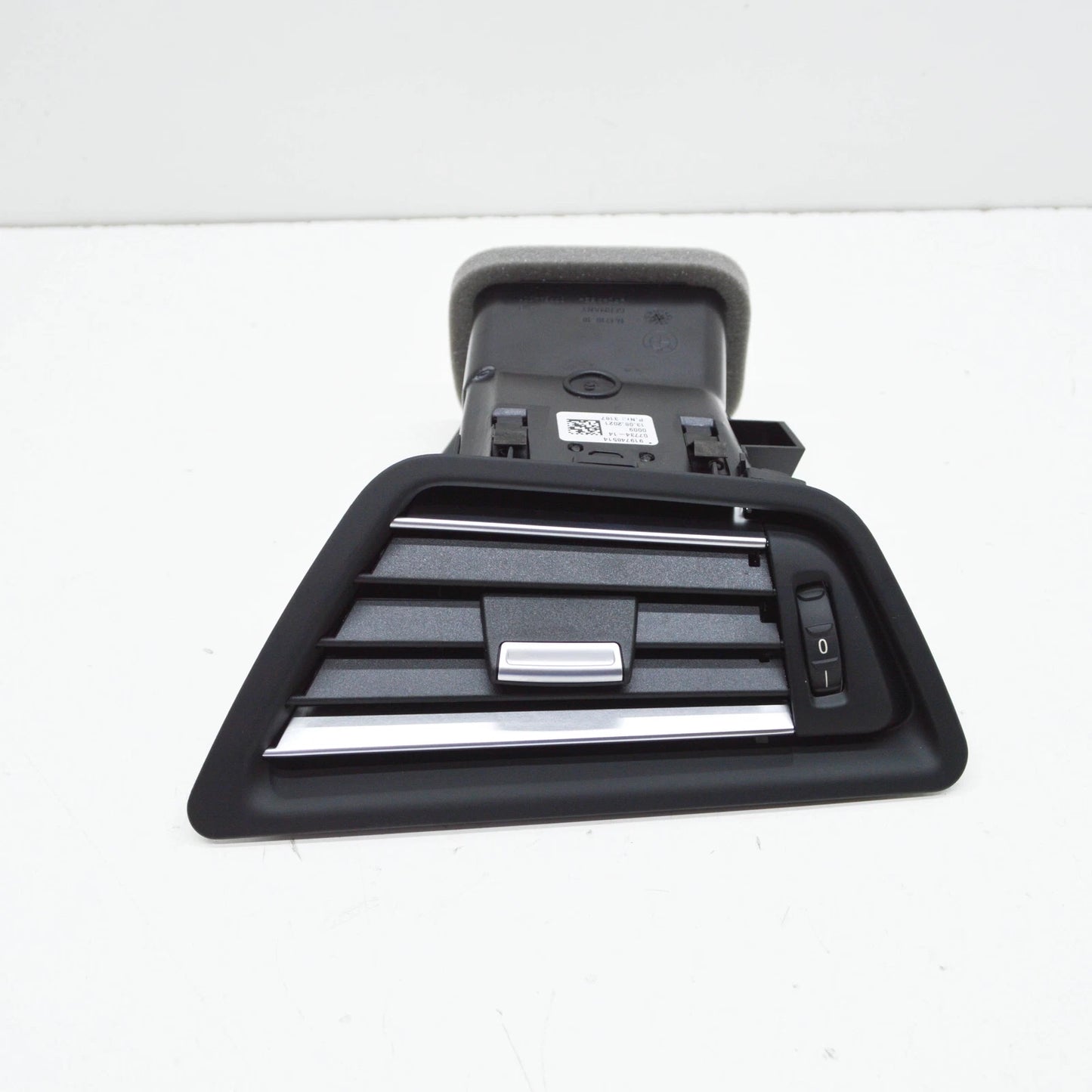 NEW BMW 6 GAAN COUPE F06 DASHBOARD RIGHT FRESH AIR GRILLE 64229197485 ORIGINAL