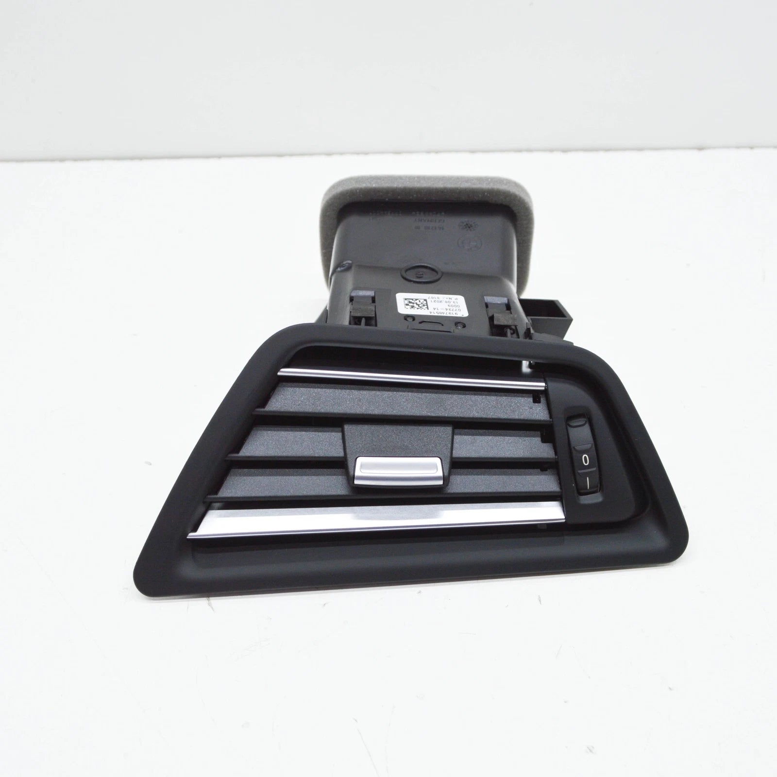 NEW BMW 6 GAAN COUPE F06 DASHBOARD RIGHT FRESH AIR GRILLE 64229197485 ORIGINAL