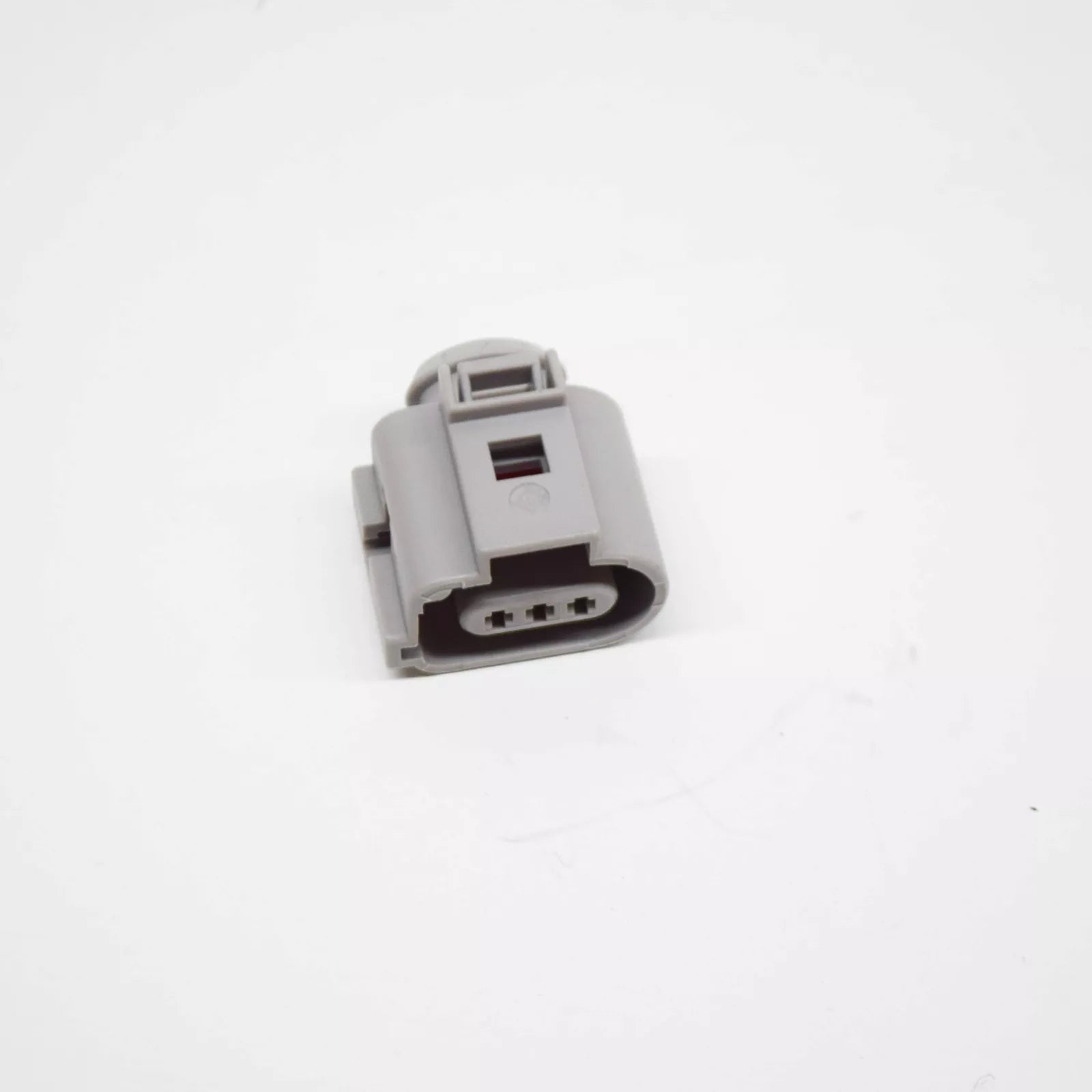 NEW AUDI A3 8P FUEL PRESSURE SENSOR CONNECTOR HOUSING 3 PIN 3B0973703G