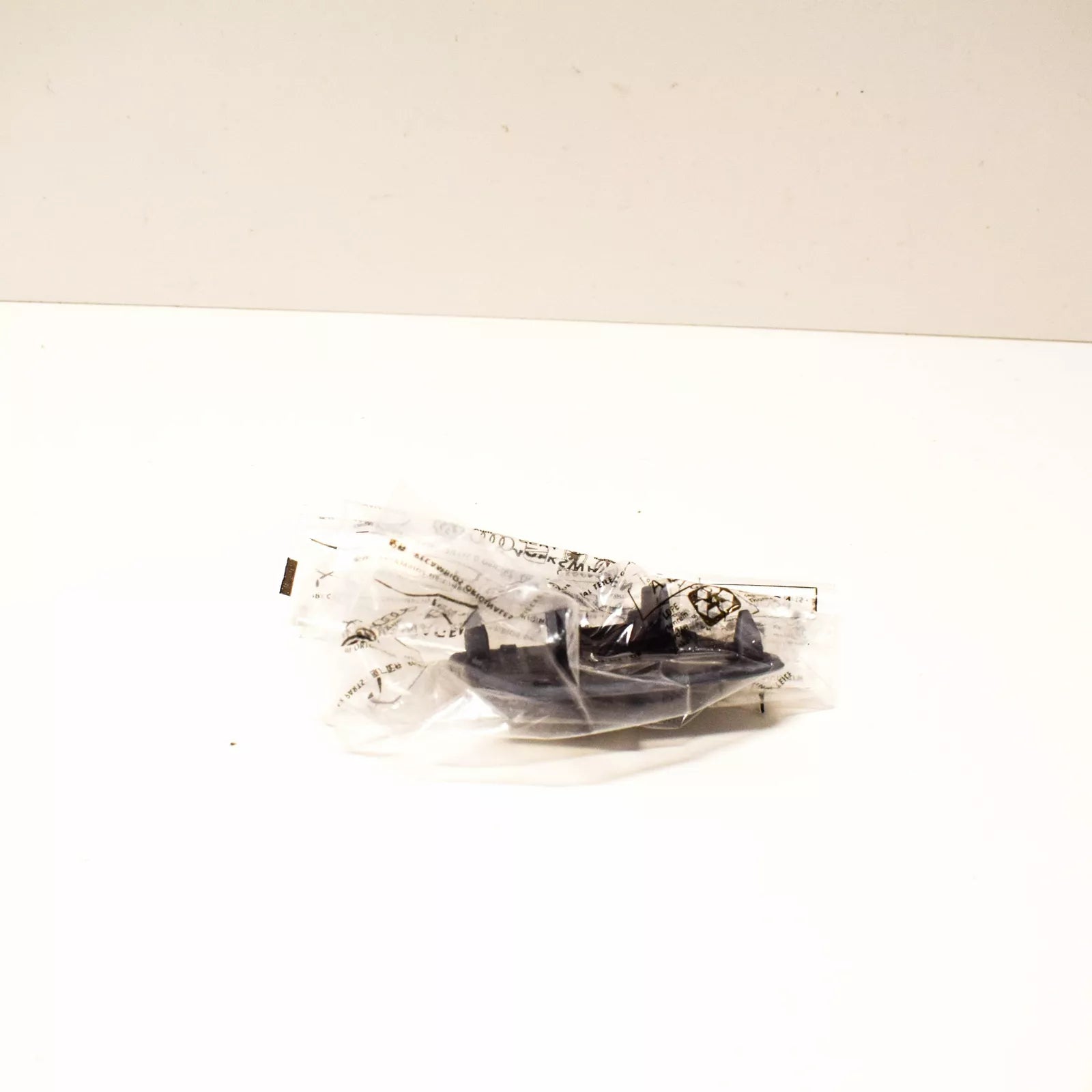 NEW VOLKSWAGEN TIGUAN 5N LEFT HEADLIGHT WASHER CAP 5N0955109BGRU ORIGINAL