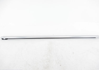 NEW VW JETTA A6 FRONT RIGHT DOOR WINDOW SLOT SEAL OUTER 5C6837476C3Q7 ORIGINAL