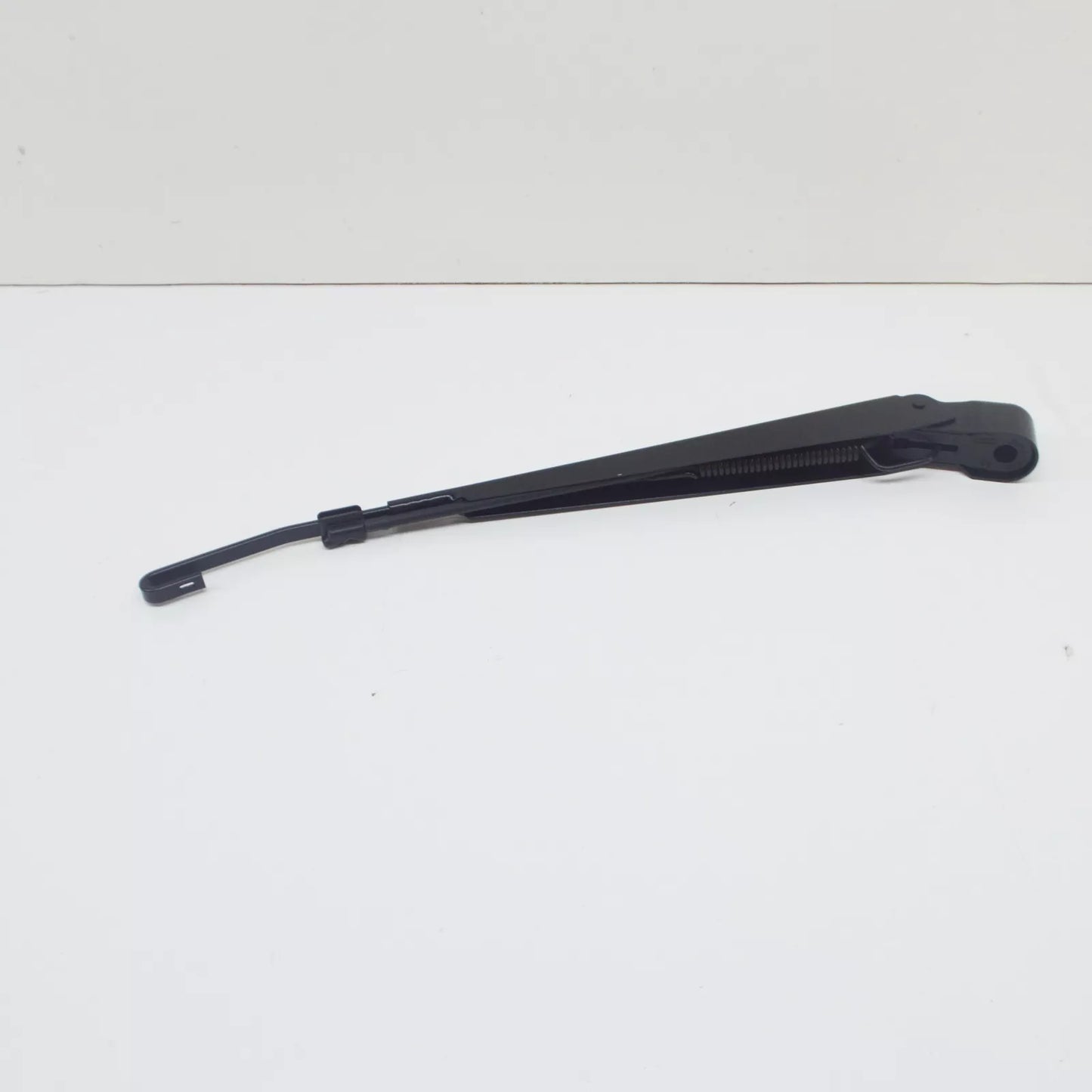 NEW BMW 3 COMPACT E36 REAR TAILGATE LID WIPER ARM 61628357517 8357517 ORIGINAL