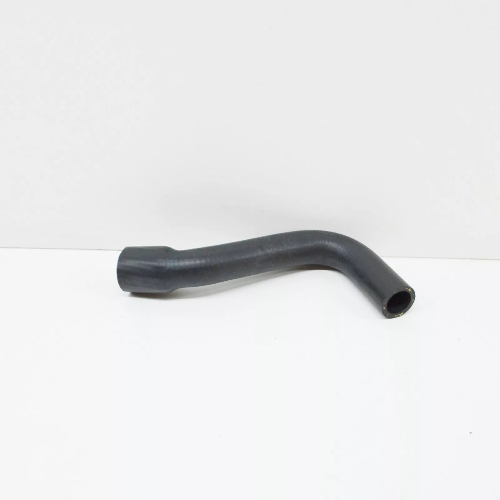 NEW BMW 5 E39 3.5I HEATER HOSE 64218391013 ORIGINAL