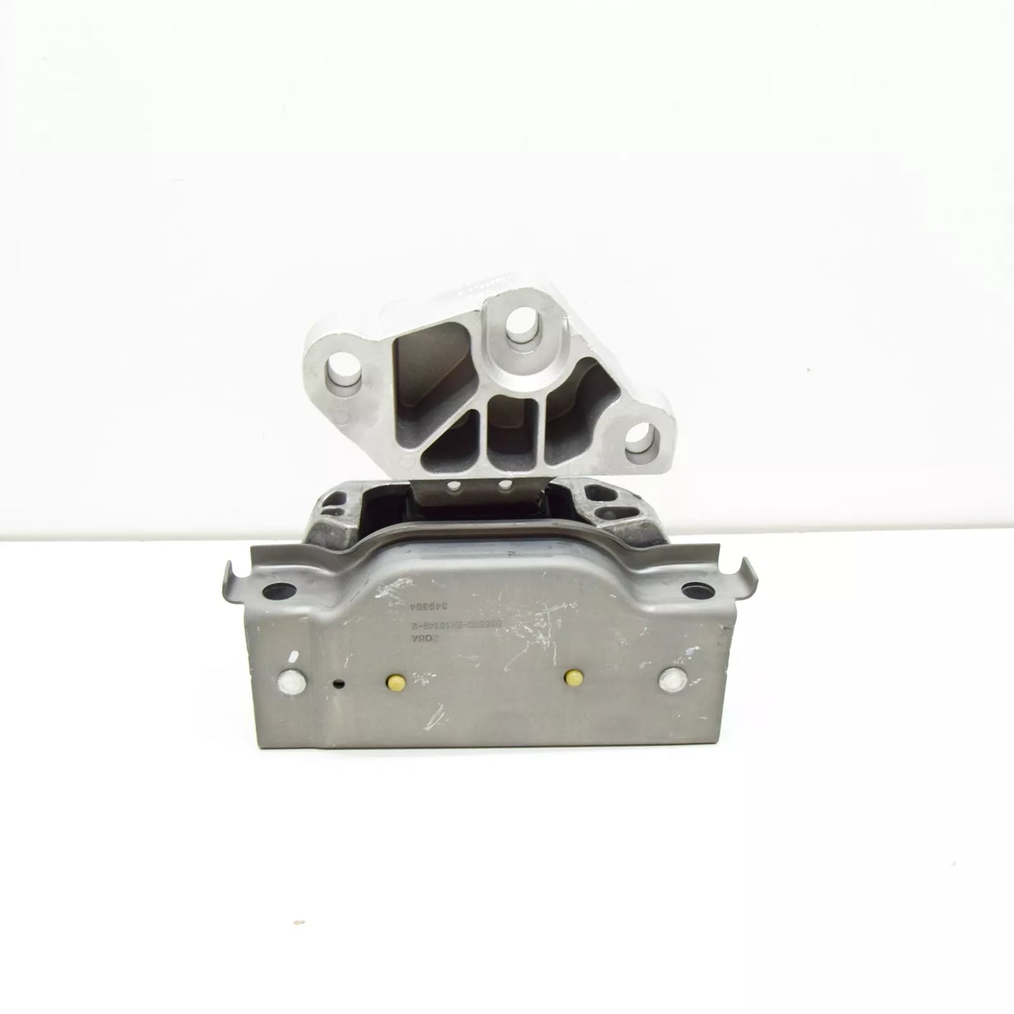 NEW VOLKSWAGEN CRAFTER MK2 SZ LEFT GEARBOX MOUNTING 2N0199555K ORIGINAL