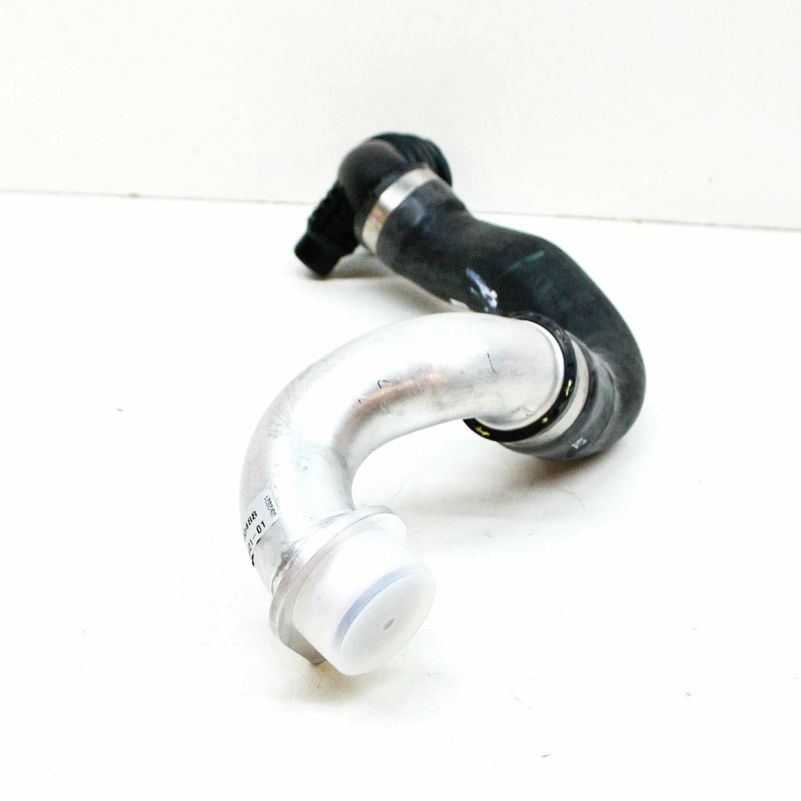 NEW BMW M5 F10 LEFT UPPER RADIATOR COOLANT HOSE 11538074110 ORIGINAL