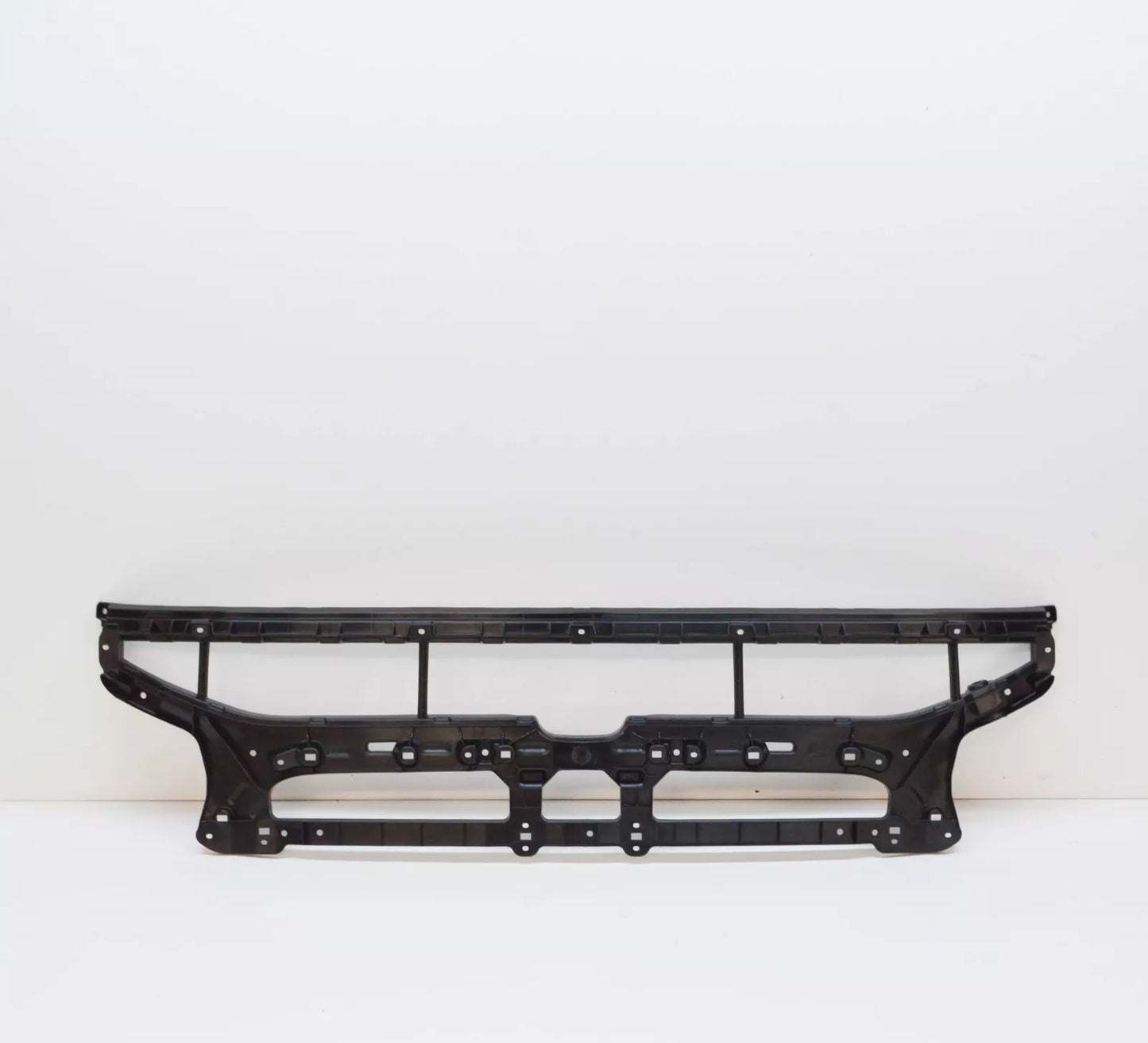 NEW AUDI E-TRON SPORTBACK GEA FRONT BUMPER CENTER GRILLE 4KE8076839B9 ORIGINAL