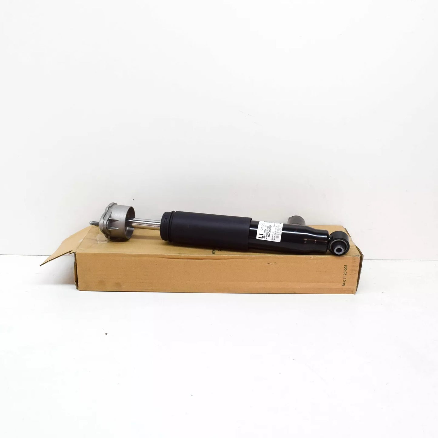 NEW MERCEDES-BENZ E W212 REAR LEFT SHOCK ABSORBER A2123204330 2012 ORIGINAL