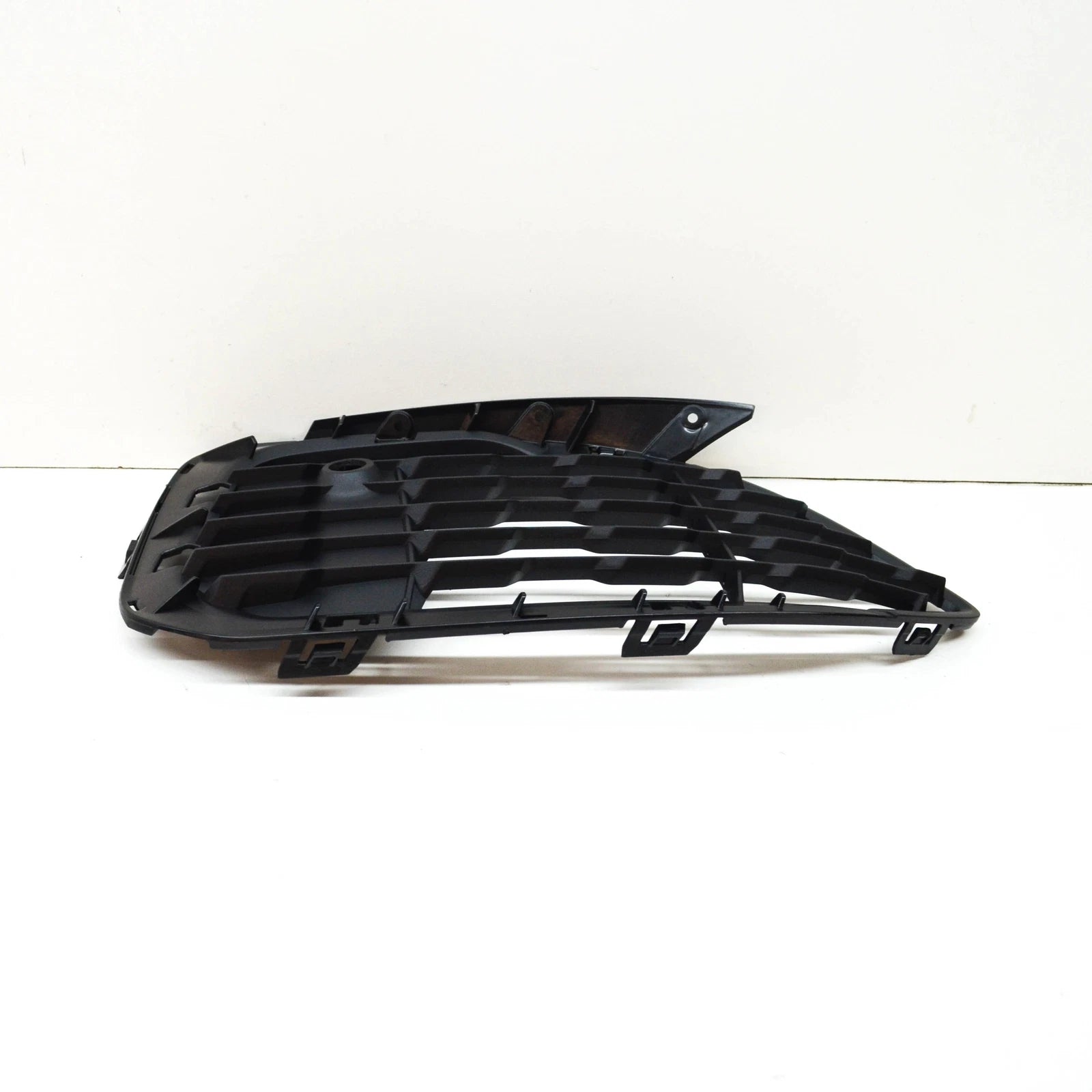 NEW BMW 1 F20 FRONT BUMPER RIGHT FOG LIGHT GRILLE 51118068606 ORIGINAL