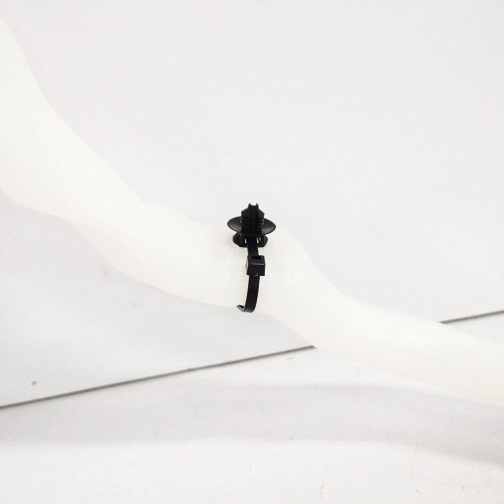 NEW BMW 5 SERIES F10 FILLER PIPE WASH CONTAINER 61667203270 7203270 ORIGINAL