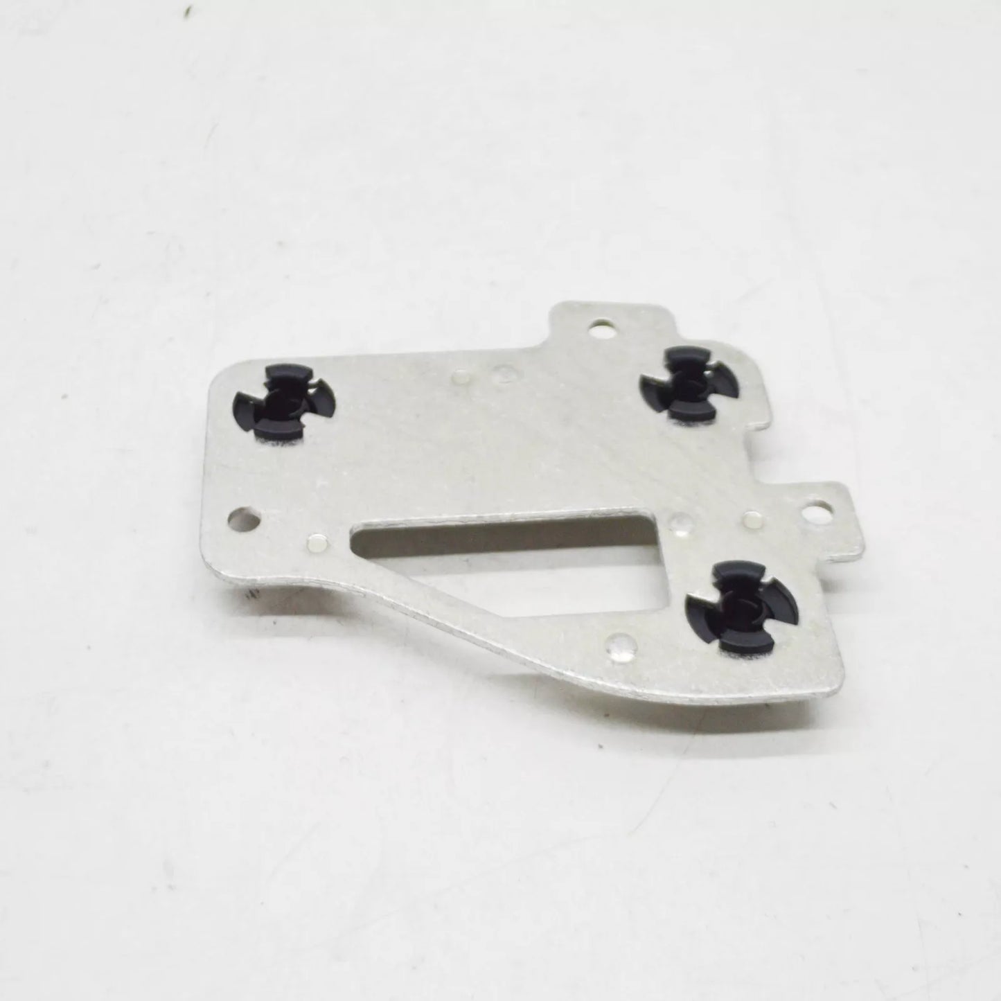 NEW AUDI A6 C7 RIGHT RADAR SENSOR RETAINING PLATE 4G0907574