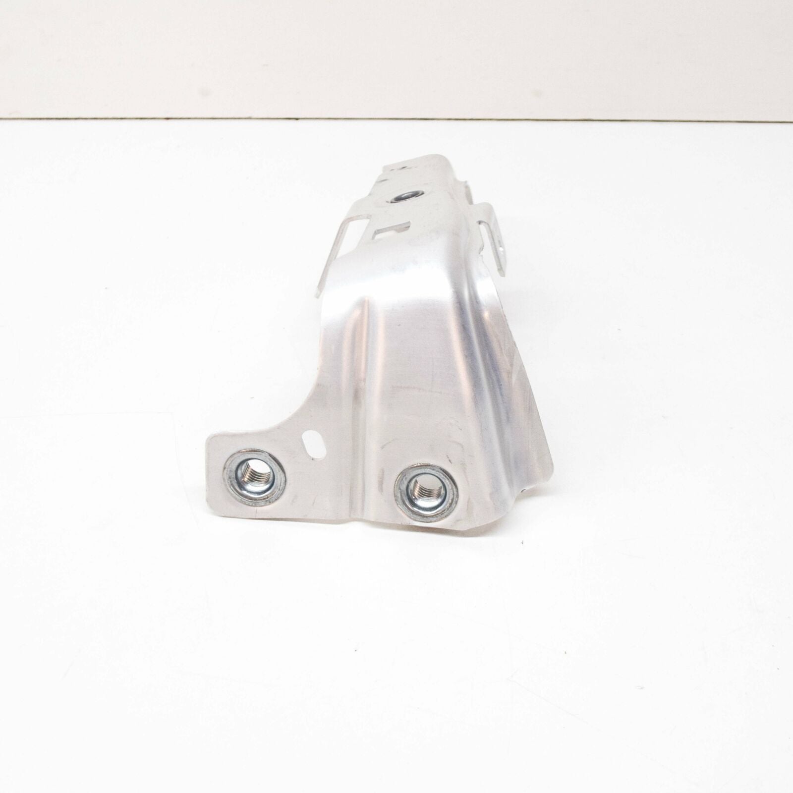 NEW MB SL R231 FRONT BUMPER RIGHT IMPACT BRACKET SUPPORT A2316201414 ORIGINAL