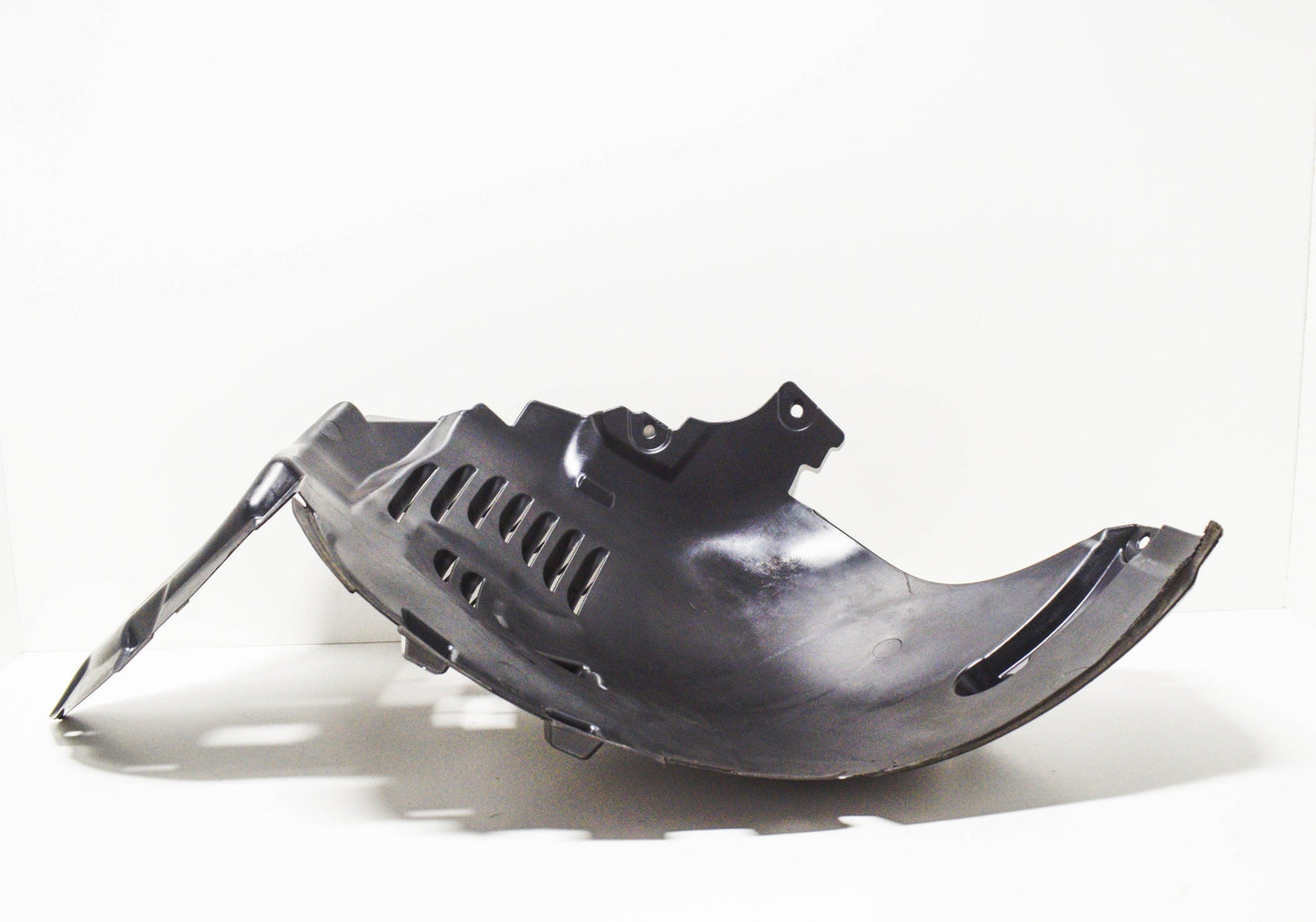 new mercedes-benz cls c219 front right fender front piece a2196901030 original