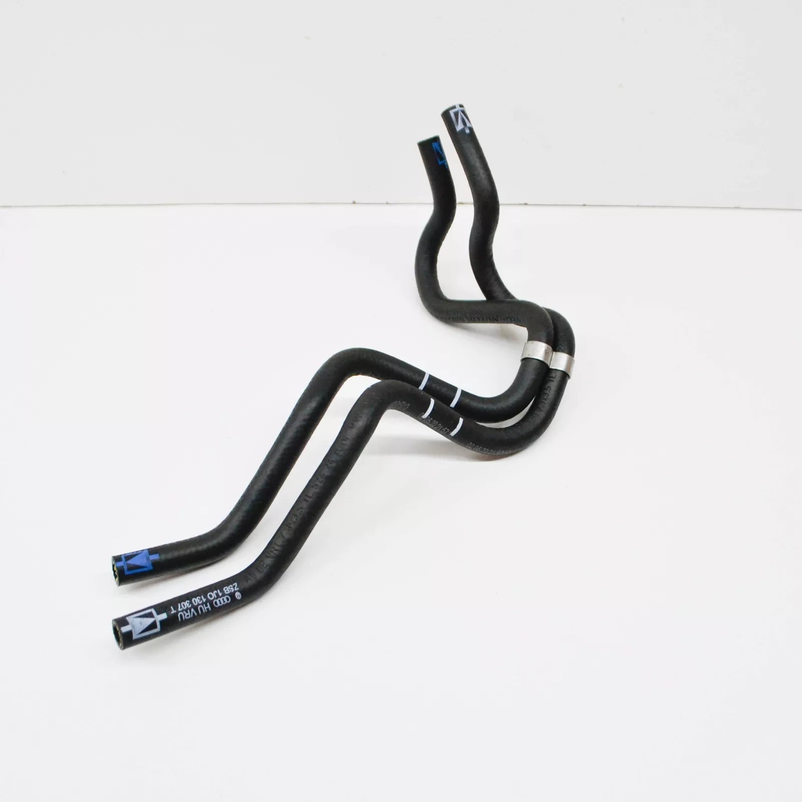 NEW AUDI A3 8L FEED-RETURN FUEL PIPE SET 1J0130307T ORIGINAL